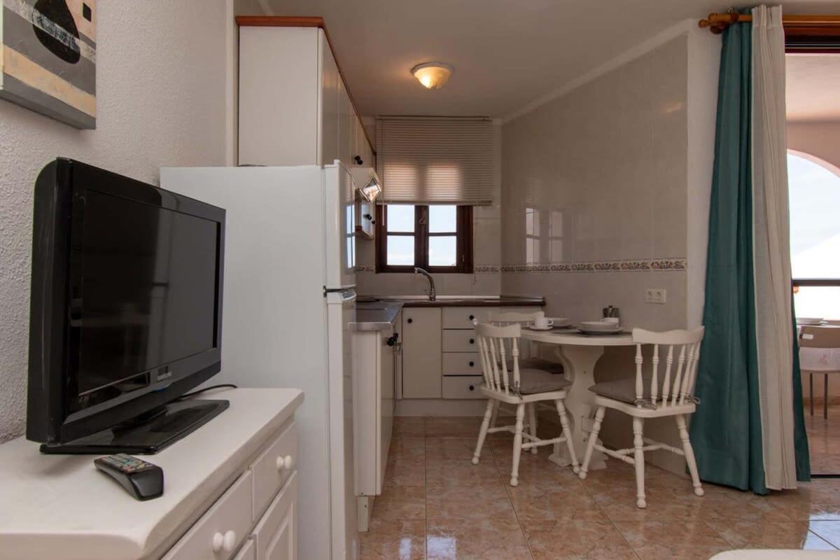Parque Santiago II 269 - Studio With Sea And Pool Views Playa de las Américas Buitenkant foto